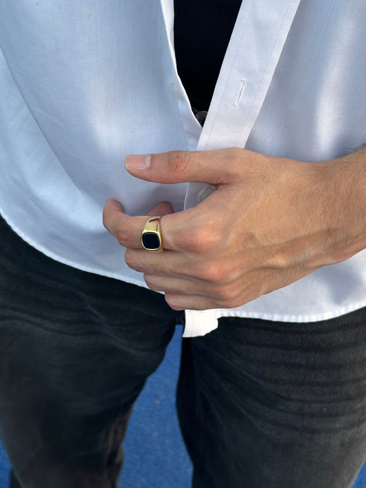 Golden Cubic Ring