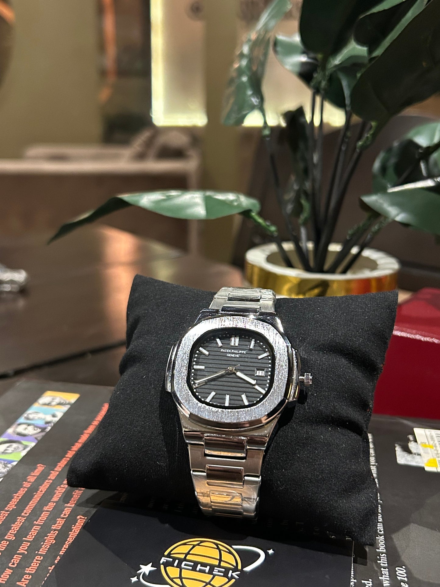 Patek Phillipe Geneve Silver Black